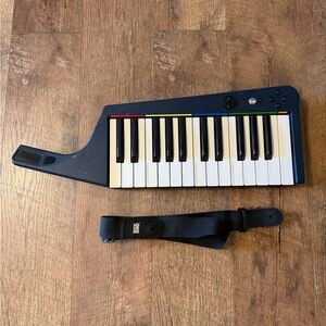Rock Band 3 Wireless Keyboard Piano Keytar Harmonix 96161 w/ Strap *NO DONGLE*